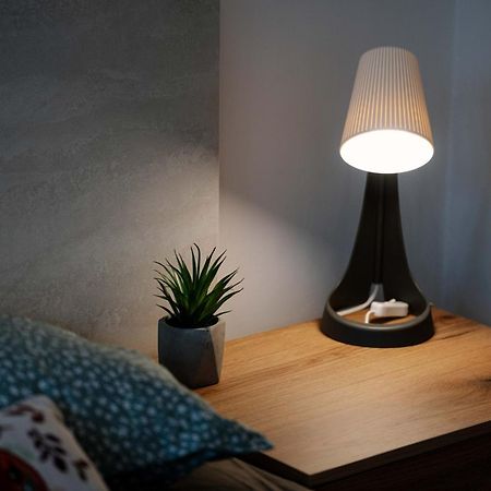 Vivid Condo By Ndk And Vitosha Blvd With Free Secured Parking And Ac Sofia Buitenkant foto